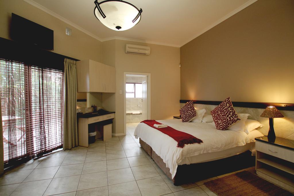 Ibhayi Guest Lodge - Lion Roars Hotels & Lodges. Puerto Elizabeth Exterior foto