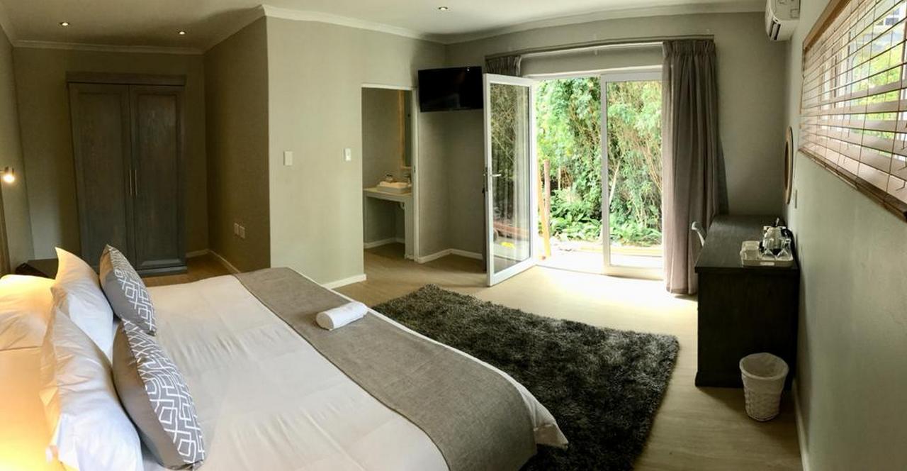 Ibhayi Guest Lodge - Lion Roars Hotels & Lodges. Puerto Elizabeth Exterior foto